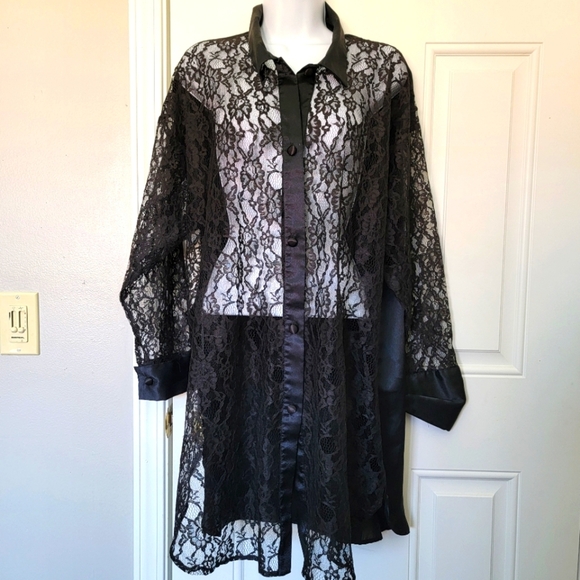 Victorias Secret Vintage Gold Label Black Lace Front Satin Sleep Shirt Size M/L - Picture 1 of 10